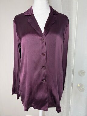 NWT Vanity Fair France Silk Plum Button-Up Pajama Top Small